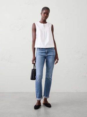 Medium Wash Girlfriend Mid-Rise Jean